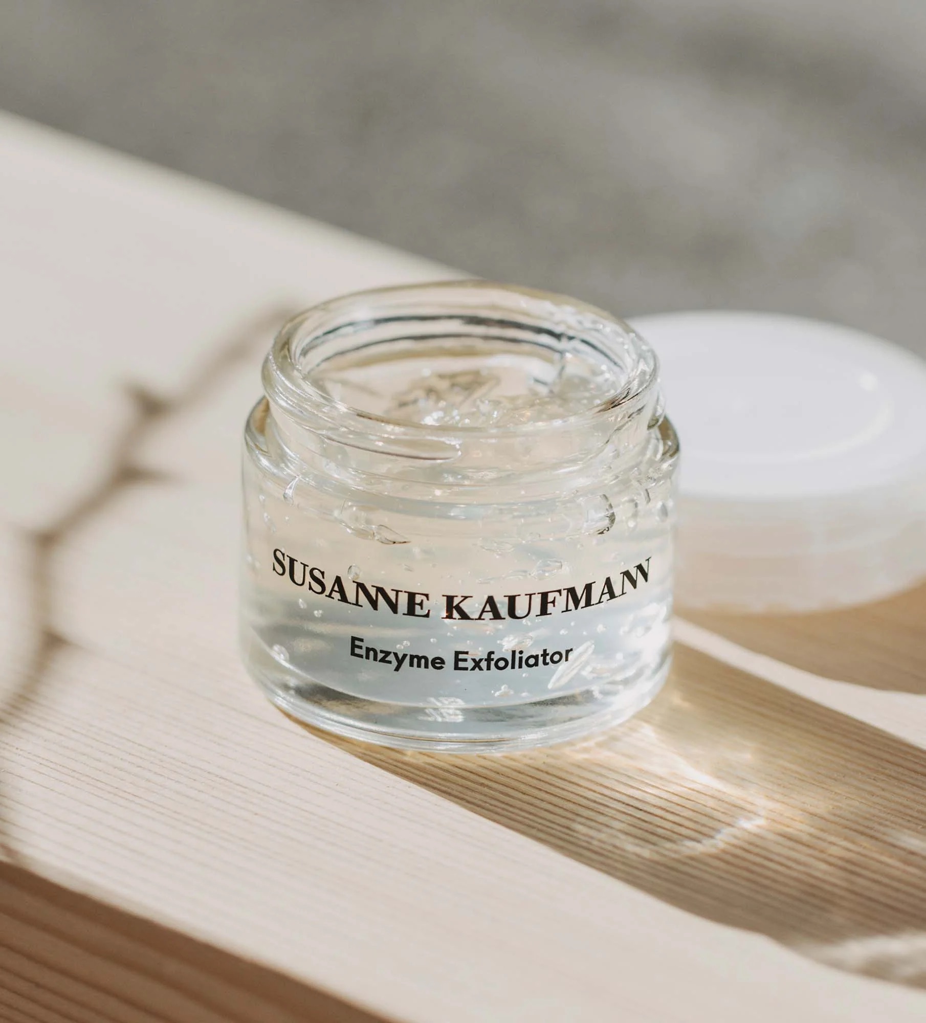 enzyme-exfoliator